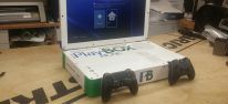 Allgemein: PlayBox: Bastler baut PS4 und Xbox One in einen Kombo-Laptop