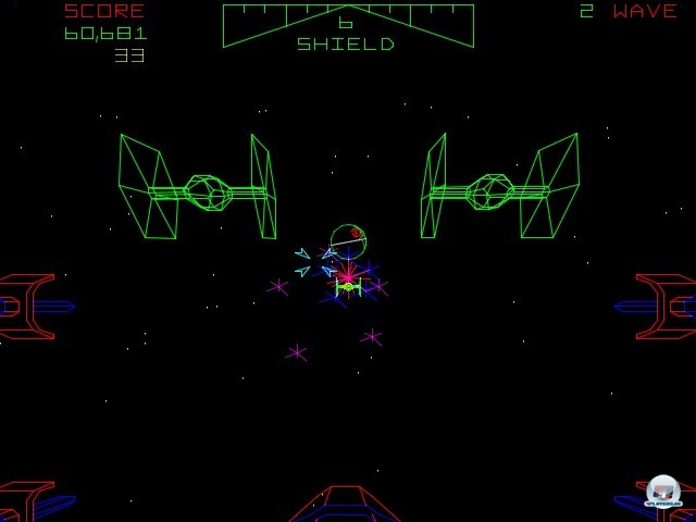 <b>Star Wars</b>
<br><br>

Schlicht und einfach Star Wars nannte Atari im gleichen Jahr ihre gelungene Spielhallen-Umsetzung der Space-Opera. Die Mission konzentriert sich auf die Schlacht um den Todesstern - auch gegen  Darth Vader und seine Tie-Fighter geht es zur Sache. Anders als in Blaster bestanden die Kulissen hier aus klassischen Vektor-Linien. 2234703
