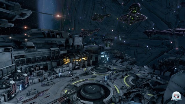 Nachdem der Master Chief und Cortana unsanft von der Allianz aus dem Raumschiff befrdert werden, erforschen sie den Planeten Reqieum.