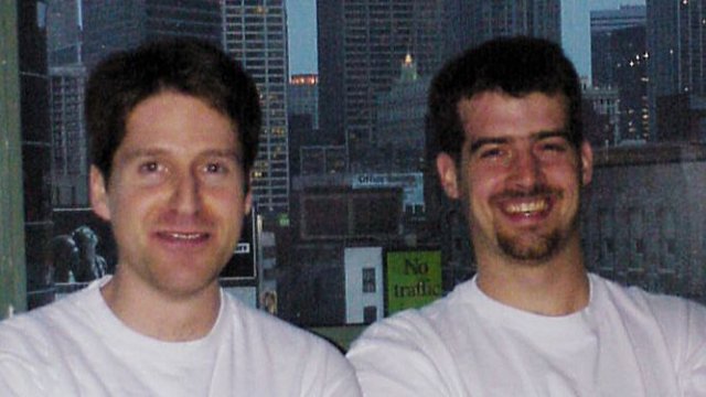 Alexander seropian (links) und Jason Jobes (rechts) grndeten Bungie 1991.