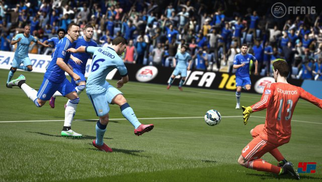 FIFA 16 soll etwas weniger Tempo, dafr mehr Mglichkeiten am Ball bieten.
