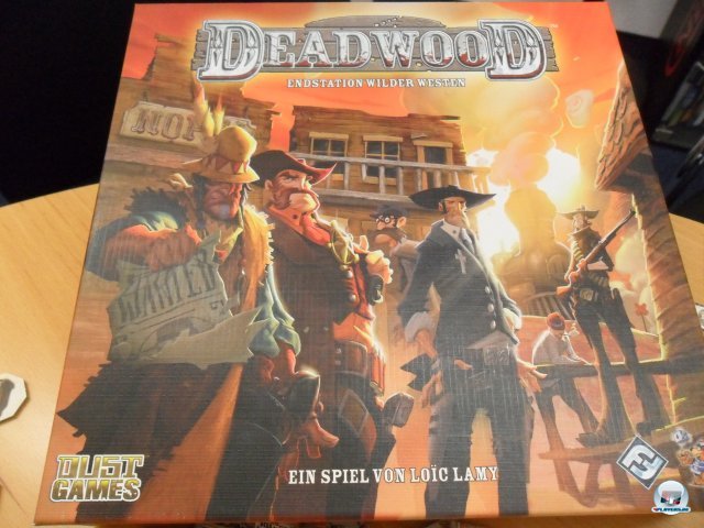 Deadwood ist komplett auf Deutsch beim Heidelberger Spielverlag erschienen und kostet knapp 25 Euro.
