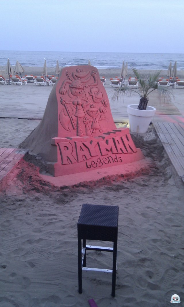 Am Strand von Montpellier feierte das Team ausgelassen die Fertigstellung von Rayman Legends und stellte sich den Fragen der Pressevertreter.