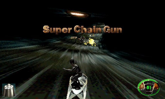 Action-Feuerwerk: MDK bot neben all den Innovationen auch sehr viel rassigen Ballerspa - hier boardet Kurt durch einen Tunnel und freut sich ber die Super Chain Gun.
