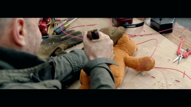 Der Live Action Trailer f�r das Spiel, das zu gro� f�r einen Live Action Trailer ist